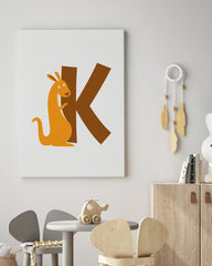 After Hover: K wie Känguru, ABC Lernen, Süße Illustration, Buchstabe für Name, Dekoration für Zuhause
