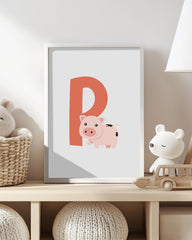 After Hover: P wie Pig in Weiß, Schwein, Englisches ABC Lernen, Buchstabe für Name, Kinderzimmer Deko