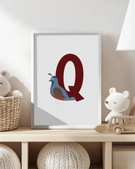 After Hover: Q wie Quail - Wachtel - Wanddeko in Weiß, Englisches ABC Buchstaben lernen
