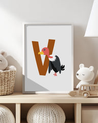After Hover: V wie Vulture, Geier, Englisches ABC Lernen, Süße Illustration, Buchstabe für Name, Dekoration für Zuhause