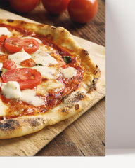 After Hover: Photographie culinaire italienne - Pizza tomate mozzarella