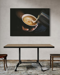 After Hover: Frischer Milchkaffee