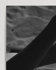 After Hover: Woman on the beach - Black and white