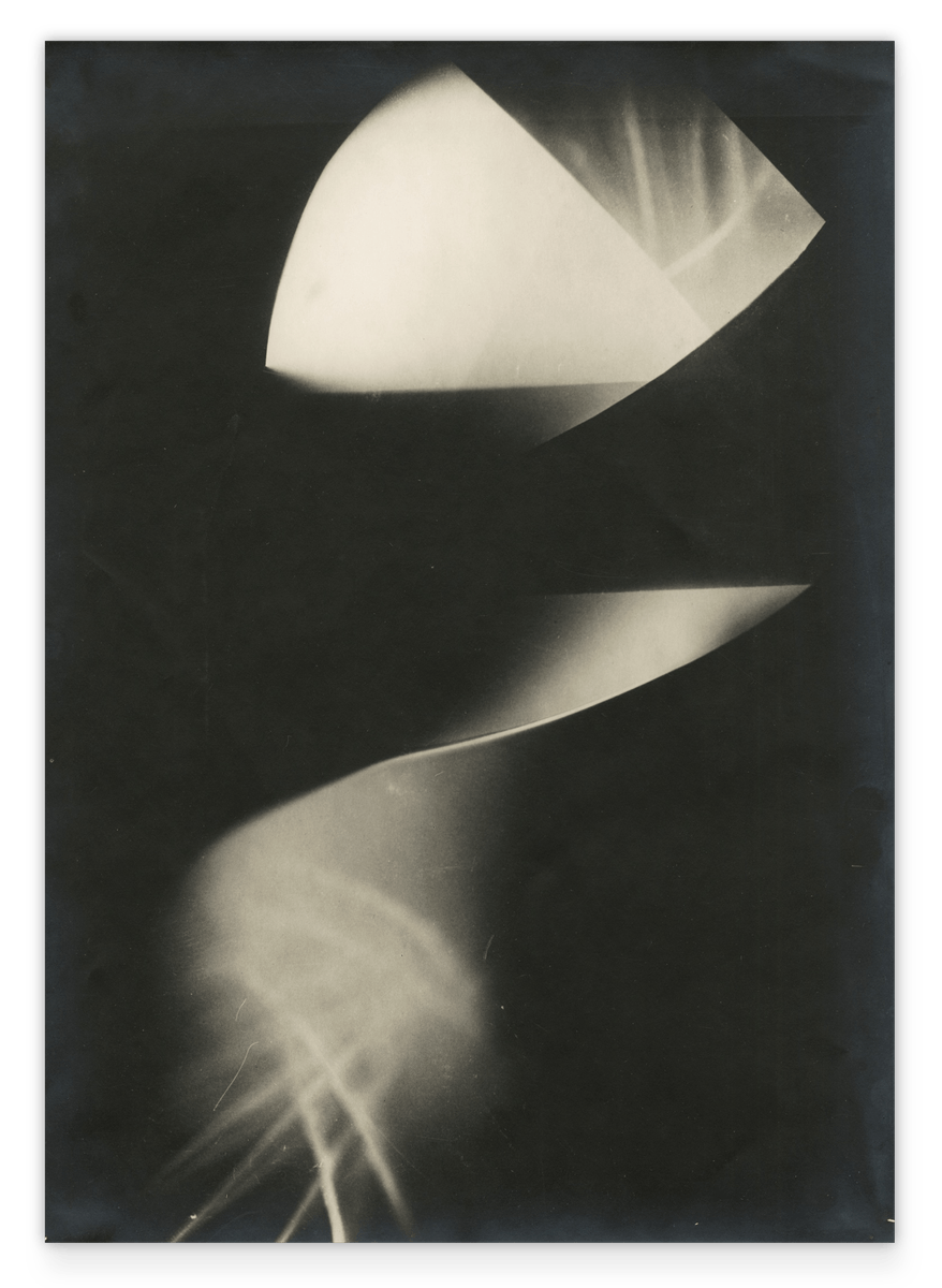László Moholy Nagy - Black and White Photography - Shapes