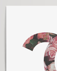 After Hover: Citation française de Coco Chanel avec des roses