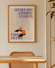 After Hover: Ein Hauch Paris - Mode Illustration "Avenue des Champs Élysées"