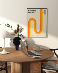 After Hover: Bauhaus Edition in Gelb - Retro trifft Moderne
