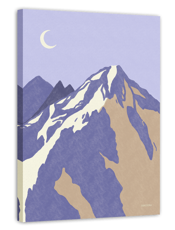 Mountain View - Berggipfel mit Mond & Schnee