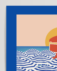 After Hover: Amalfi Design - Blaue Sonnenschirme in Spiaggia Grande