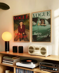 After Hover: Set aus 2 Postern: Retro Vogue
