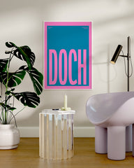 After Hover: DOCH - Typografie in Petrolblau & Pink