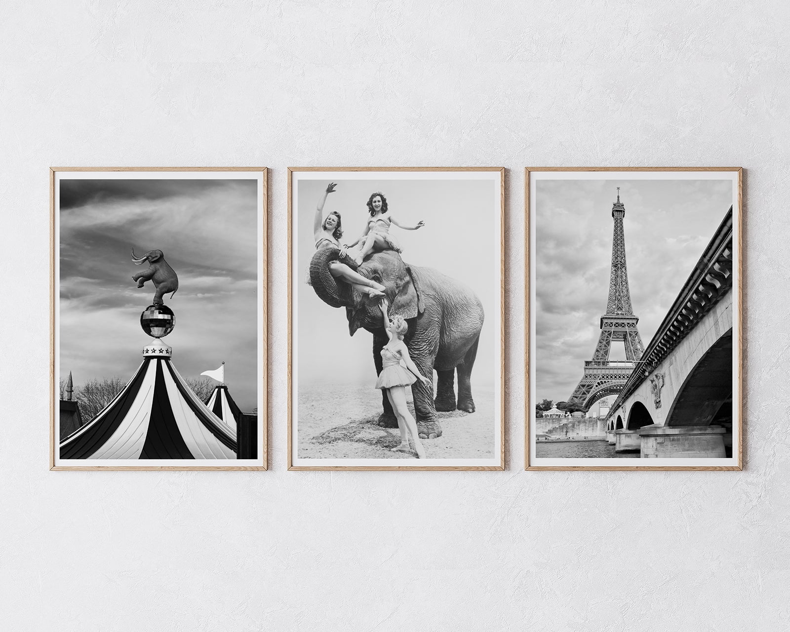 Set of 3 posters: Black and white 